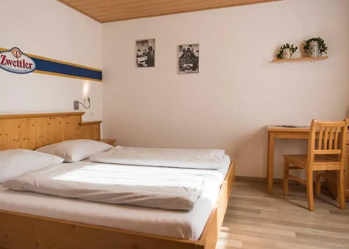 Schindler Pensionat Brunn am Wald